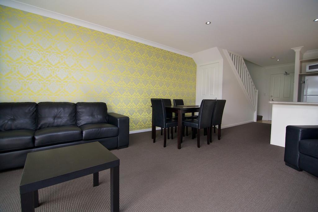 Blue Water Bay Villas Gold Coast Rom bilde