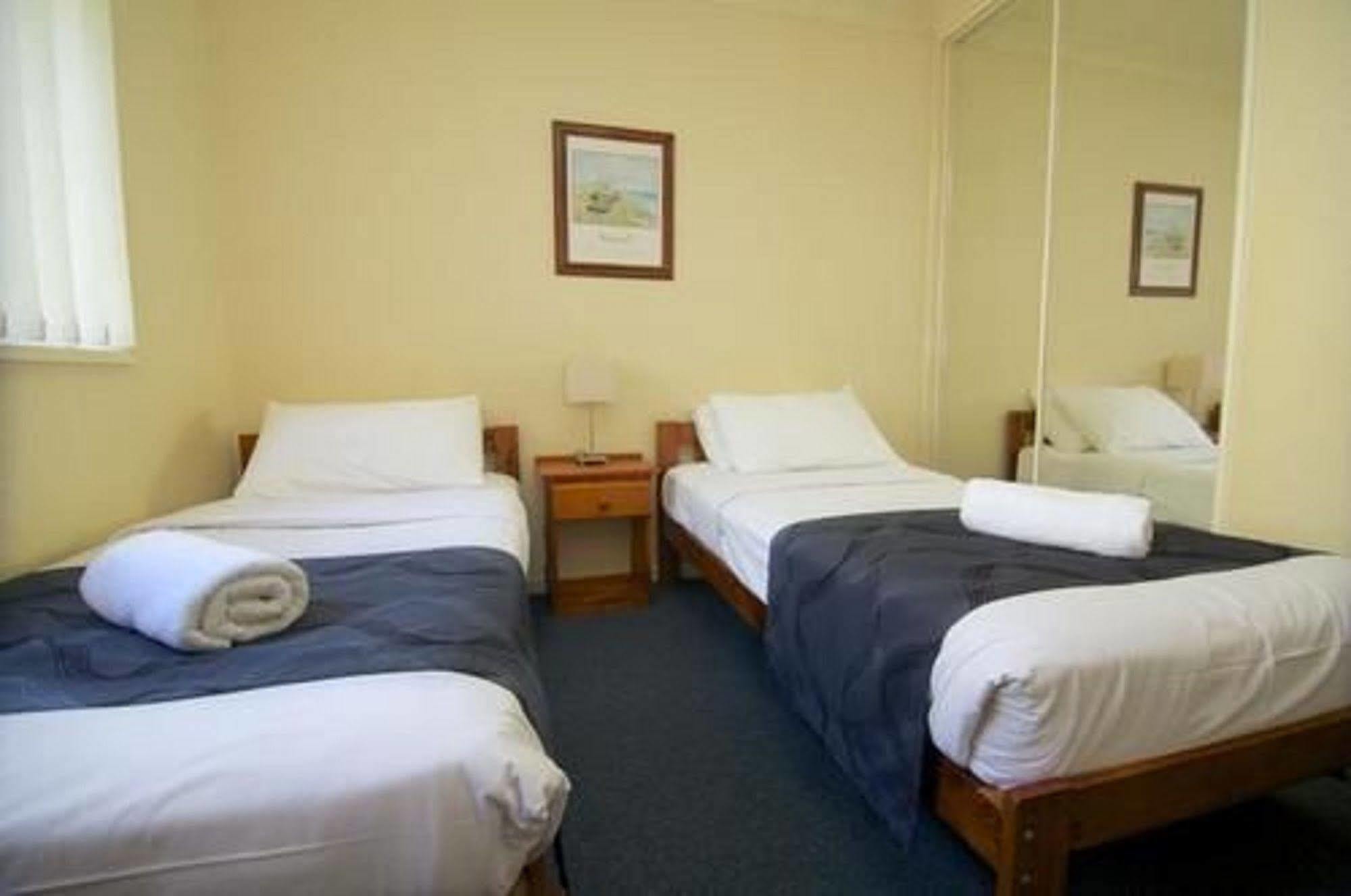 Blue Water Bay Villas Gold Coast Eksteriør bilde
